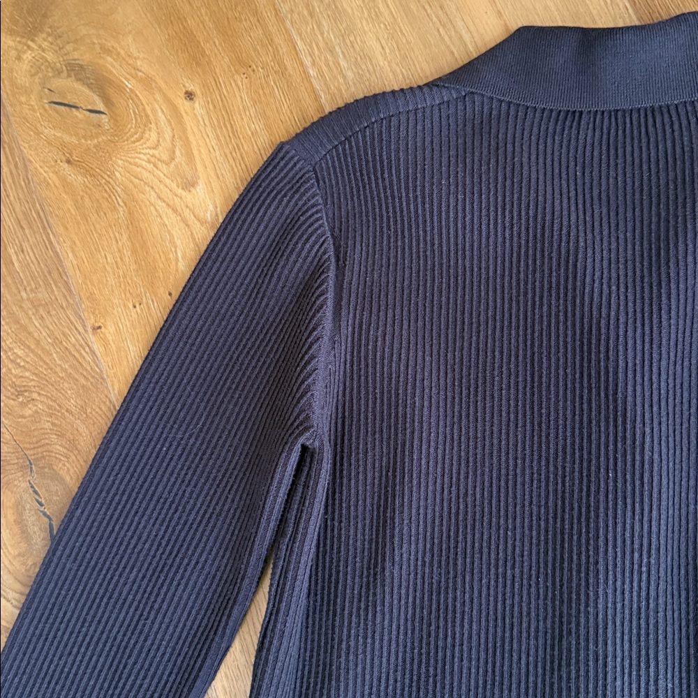 Frame Ribbed Button Down Shirt - Picture 6 of 8
